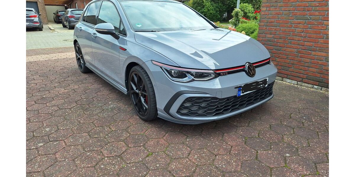 VW Golf 14.800 km 31.800 &euro; Moormerland 26802