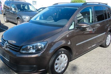 VW Touran 156.723 km 7.200 &euro; Hennef 53773