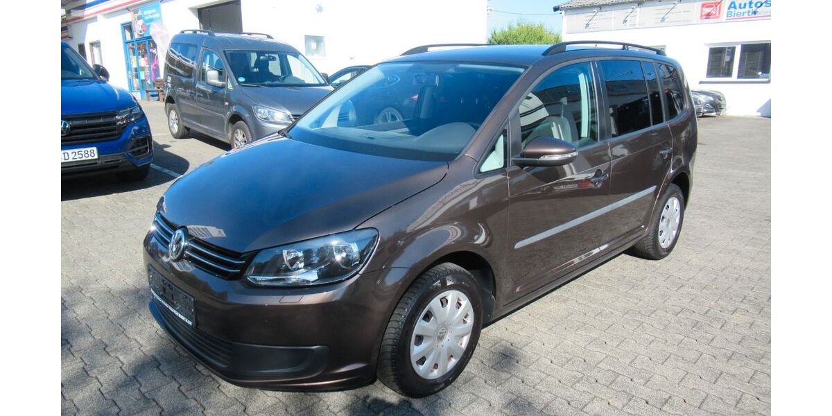 VW Touran 156.723 km 7.200 &euro; Hennef 53773