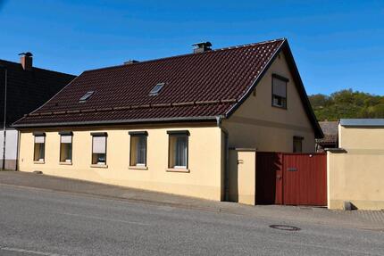 Haus Ahlsdorf - 5 Zimmer, 125 m&sup2;, 45.000&euro; | Angebot:26496631