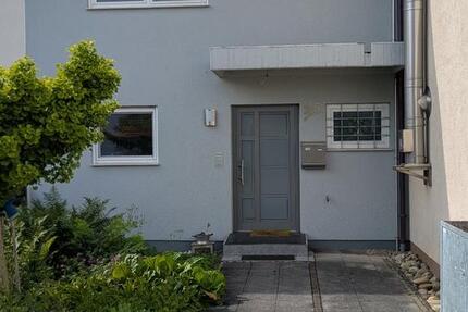 Reihenhaus in Bad Rappenau, Provisionsfrei, PV-Anlage Holzofen, zimmer