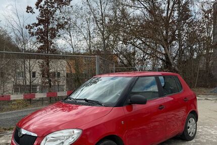 Skoda Fabia 142.713 km 2.500 &euro; Altenstadt an der Waldnaab 92665