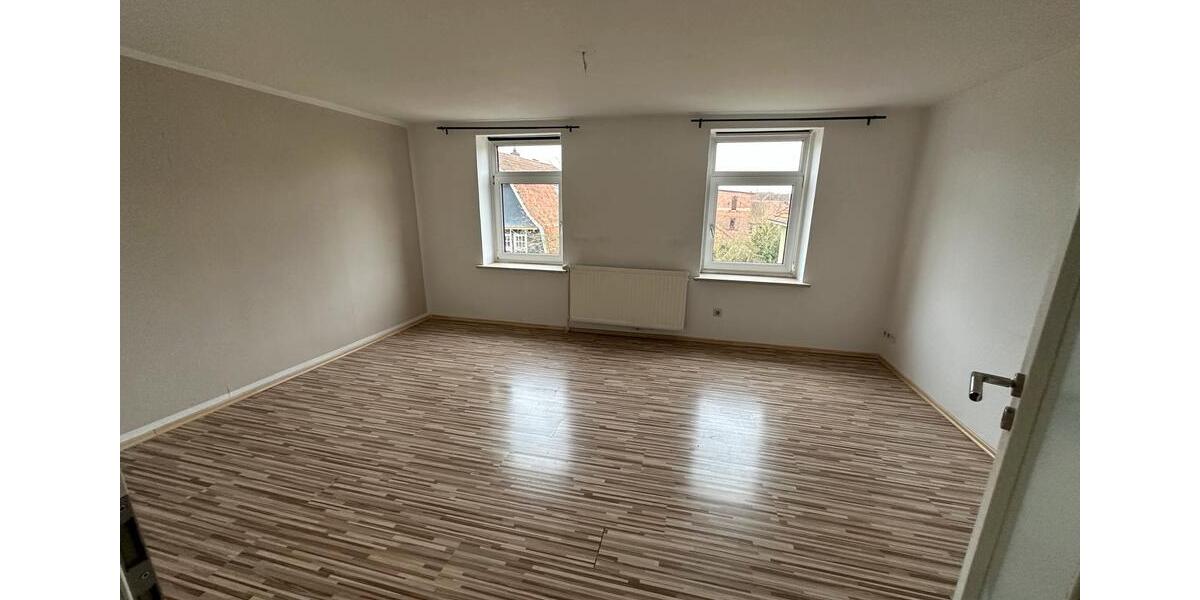 Dachgeschoßwohnung Burgdorf - 3 Zimmer, 65 m&sup2;, 129.000&euro; | Angebot:26348096