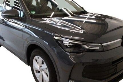 VW Tiguan 3.815 km 34.880 € Memmingen 87700