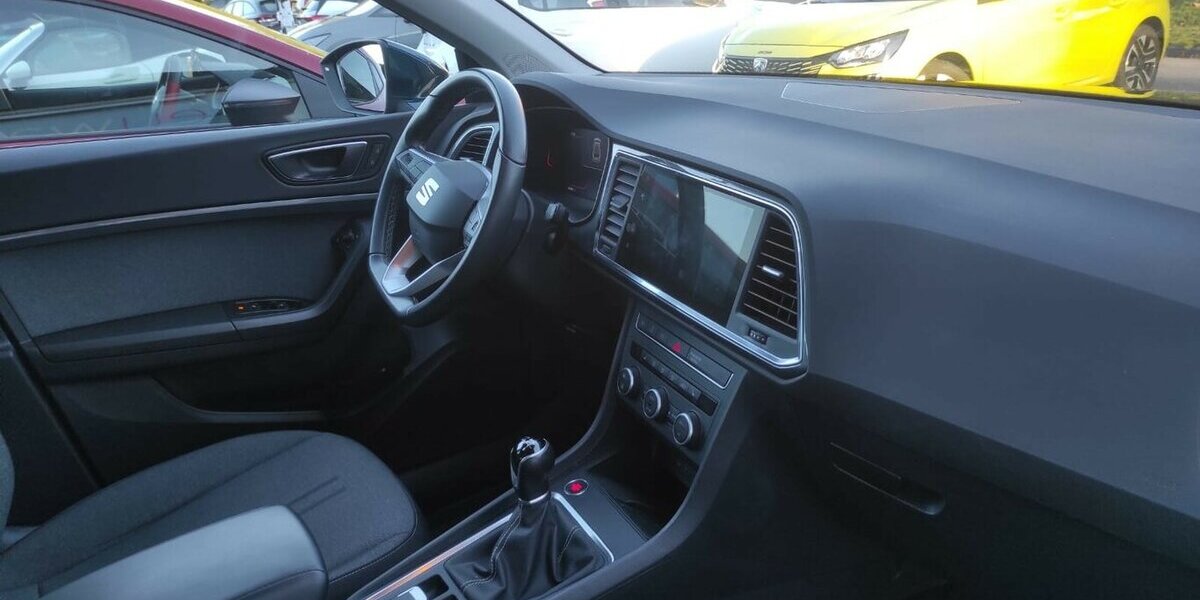 Seat Ateca 1,0 TSI Style NAVI/LED/SHZ/Kamera/PDC 64.985 km 18.950 &euro; Höchstenbach 57629