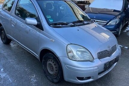 Toyota Yaris 181.888 km 999 &euro; Welver 59514