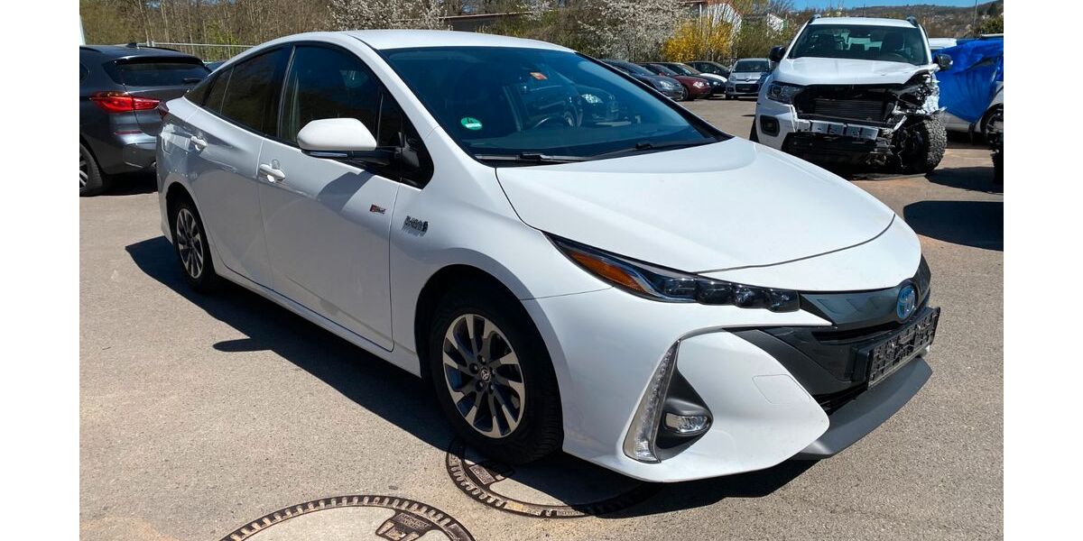 Toyota Prius 115.000 km 21.800 &euro; Mosbach 74821