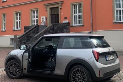 Mini Cooper C 1.890 km 26.500 € Troisdorf 53840