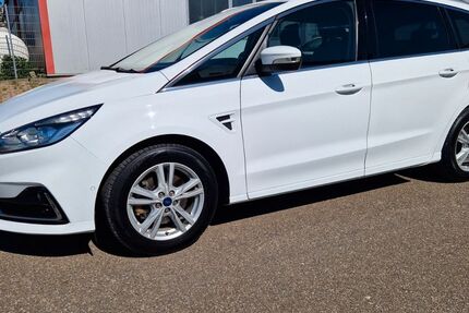 Ford S-Max 380.124 km 9.400 &euro; Renchen 77871