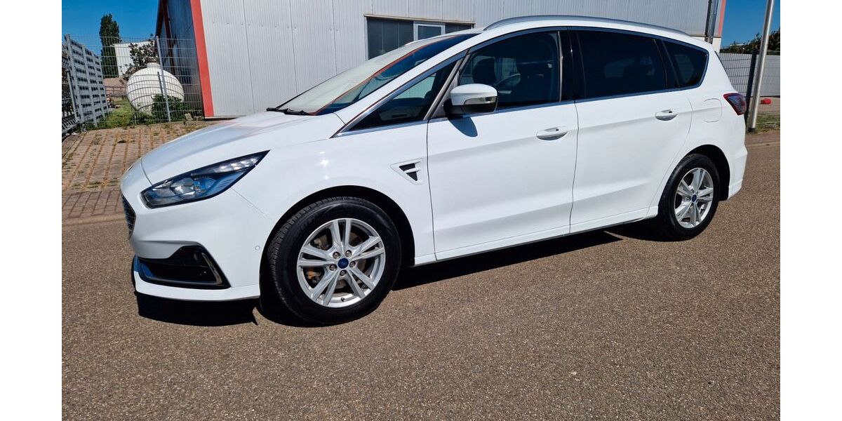 Ford S-Max 380.124 km 9.400 &euro; Renchen 77871