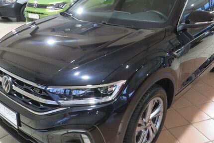 VW T-Roc 5.390 km 33.445 € Neuss 41469