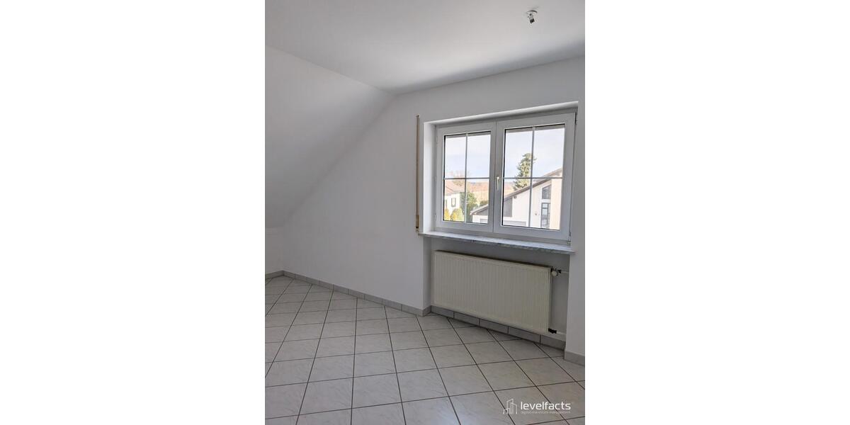 Doppelhaushälfte Baar-Ebenhausen Ebenhausen - 4.5 Zimmer, 135 m&sup2;, 1.755&euro; | Angebot:25380739