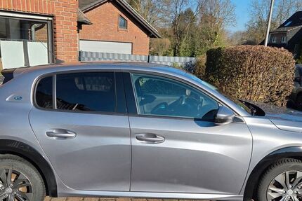 Peugeot 208 38.000 km 14.900 &euro; Bochum 44791