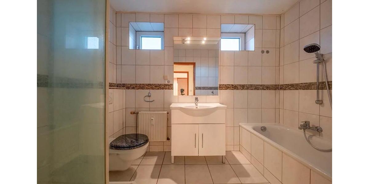 Dachgeschoßwohnung Kölln-Reisiek Reisiek - 3 Zimmer, 70 m&sup2;, 1.302&euro; | Angebot:26414331
