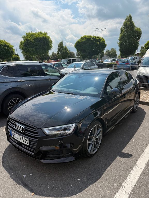 Audi A3 105.000 km 22.999 € Grafenwöhr 92655
