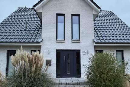 Haus zum Kaufen in Tating 649.000 € 135 m² 7 zimmer