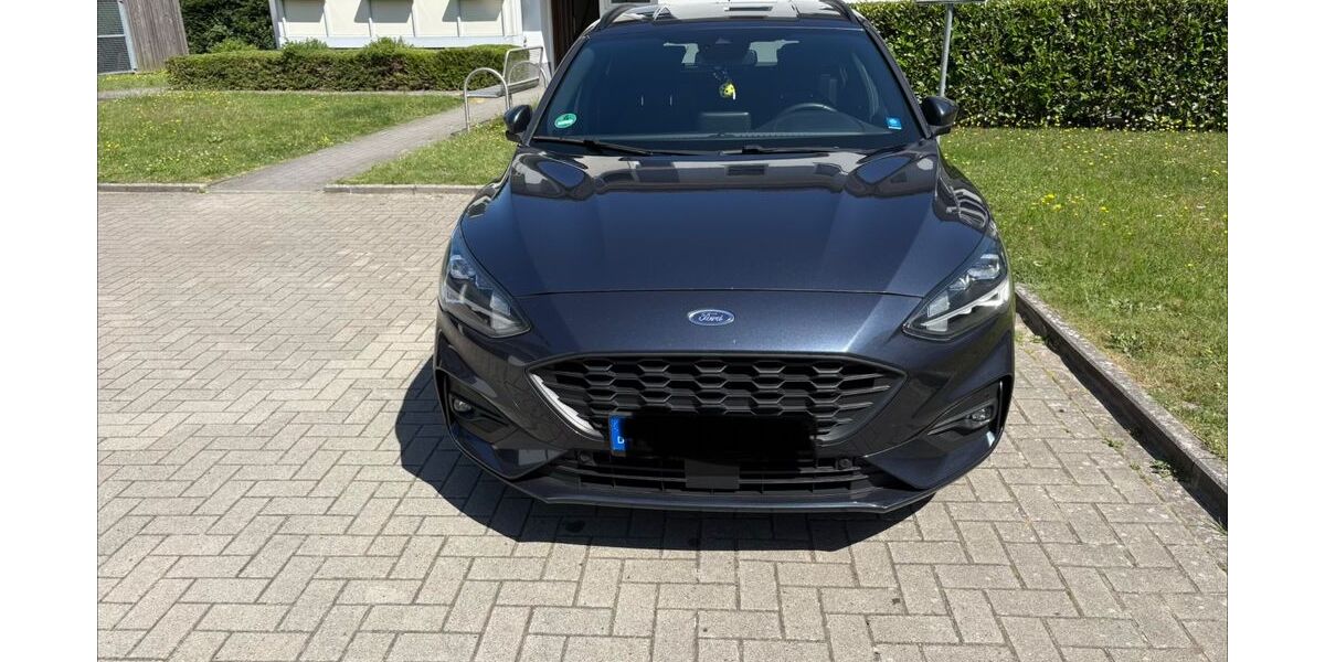 Ford Focus 43.243 km 18.500 &euro; Bremen 28755