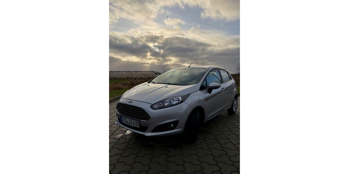 Ford Fiesta 97.000 km 5.500 &euro; Jork 21635