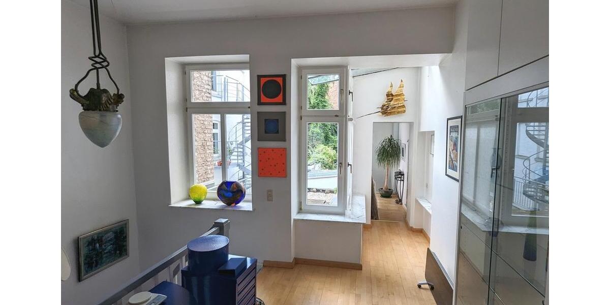 Maisonettenwohnung Aachen Aachen-Mitte - 4 Zimmer, 154 m&sup2;, 1.390&euro; | Angebot:25025274