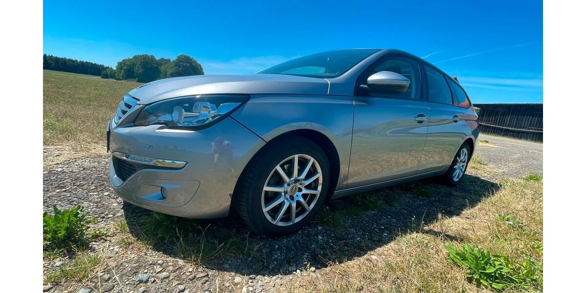 Peugeot 308 88.000 km 6.450 &euro; Herrenberg 71083