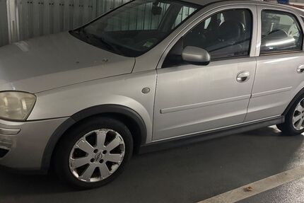 Opel Corsa 136.000 km 1.800 € Karlsfeld 85757