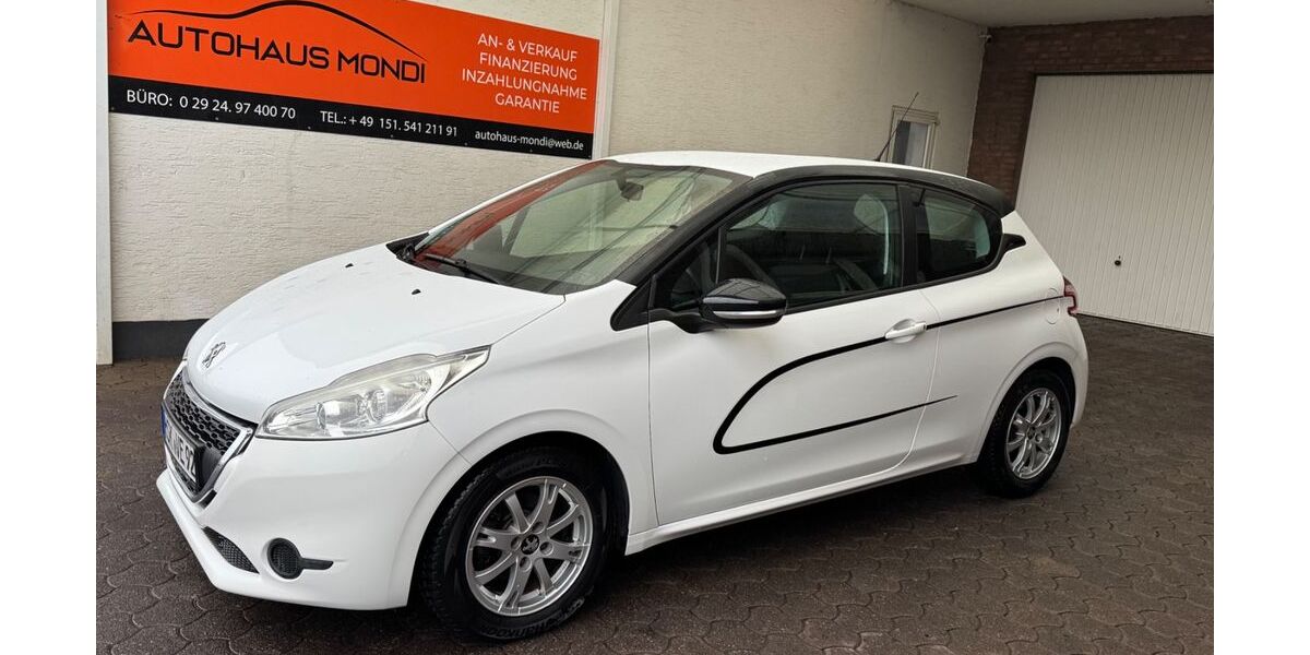 Peugeot 208 92.000 km 5.500 &euro; Möhnesee-Körbecke 59519