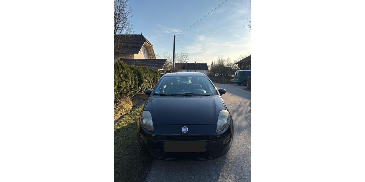 Fiat Punto 162.000 km 3.000 &euro; Hunderdorf 94336