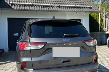 Ford Kuga 60.000 km 18.600 &euro; Pressig 96332