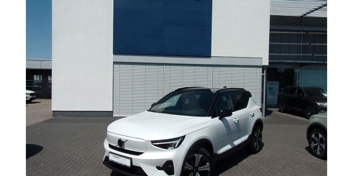 Volvo XC40 28.100 km 32.900 &euro; Hannover 30179