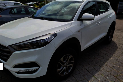 Hyundai TUCSON 98.000 km 13.499 &euro; Stutensee 76297