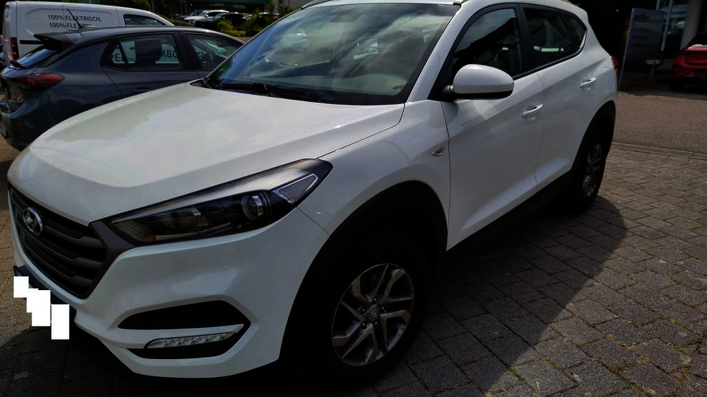Hyundai TUCSON 98.000 km 13.499 &euro; Stutensee 76297
