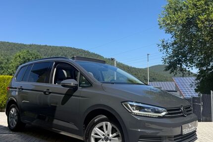 VW Touran 156.540 km 16.990 &euro; Weilbach 63937