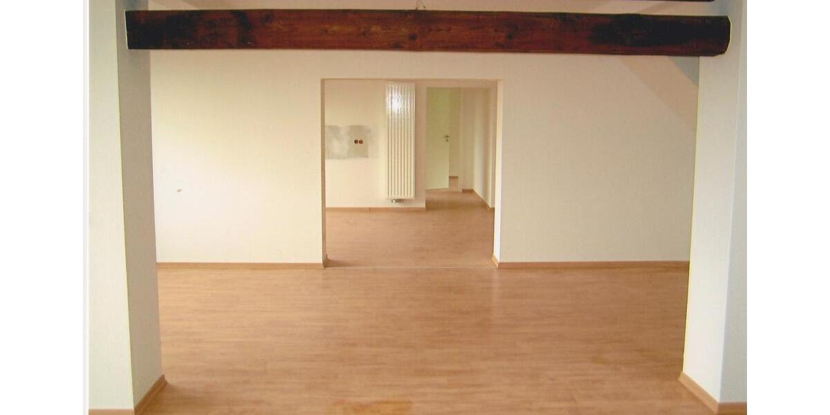 Dachgeschoßwohnung Harztor - 3 Zimmer, 135 m&sup2;, 840&euro; | Angebot:26323081