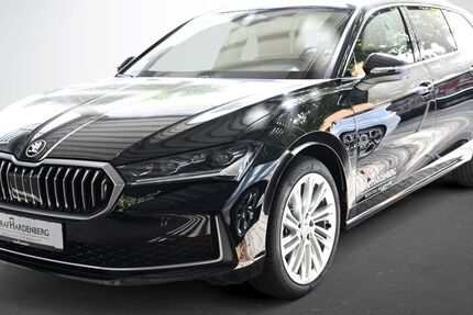 Skoda Superb 14.500 km 39.790 € Karlsruhe 76131