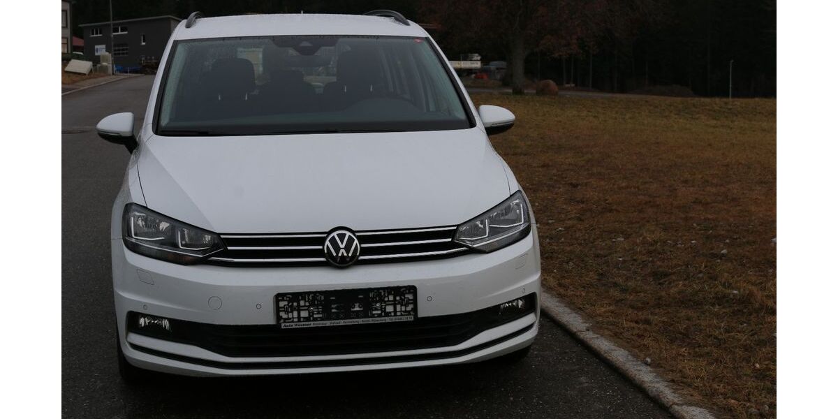 VW Touran 139.000 km 18.990 &euro; Aichhalden-Rötenberg 78733