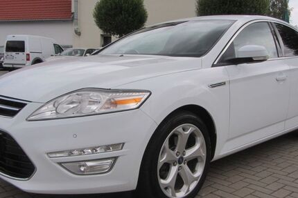 Ford Mondeo 150.800 km 8.990 &euro; Kretzschau 06712