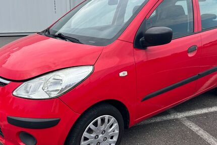 Hyundai i10 179.000 km 1.699 &euro; Berlin 12057