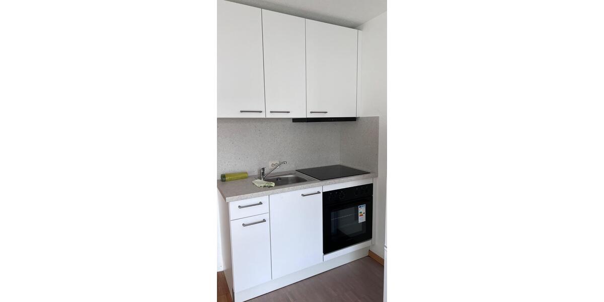 Etagenwohnung Esslingen am Neckar Hegensberg - 1 Zimmer, 32 m&sup2;, 650&euro; | Angebot:25268705