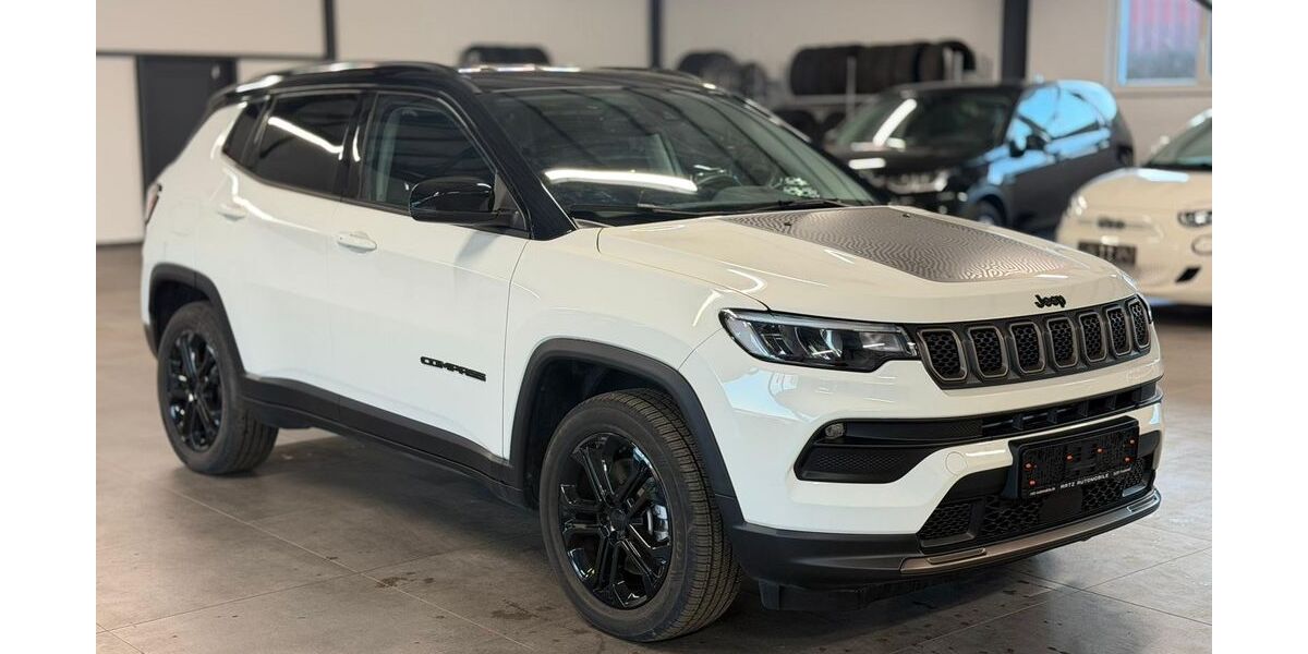 Jeep Compass 8.242 km 23.990 &euro; Friedewald 36289