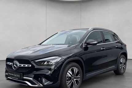 Mercedes-Benz GLA 200 13.988 km 38.450 &euro; Würzburg 97076