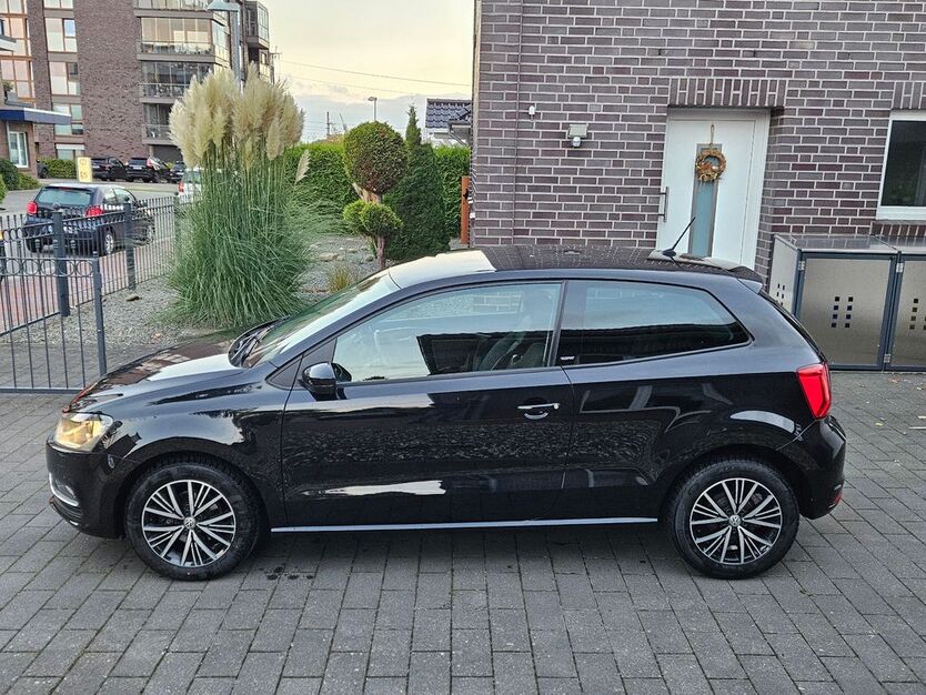 VW Polo 85.000 km 9.850 € Emden 26725