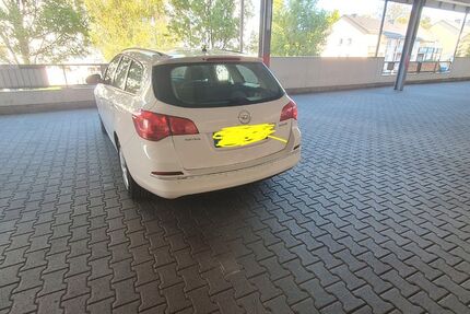 Opel Astra 132.000 km 7.200 &euro; Wiesbaden 65197