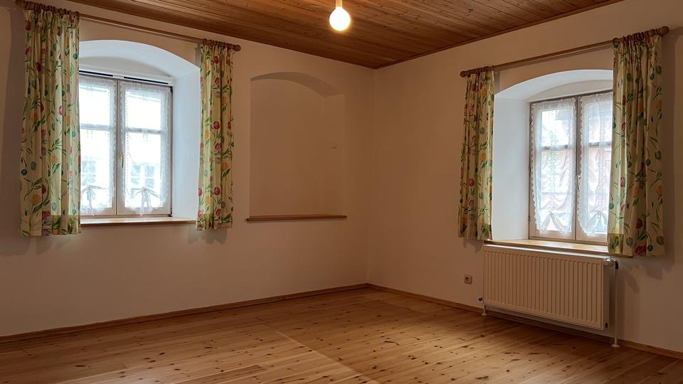 Maisonettenwohnung Berching - 5 Zimmer, 151 m&sup2;, 1.250&euro; | Angebot:24524736