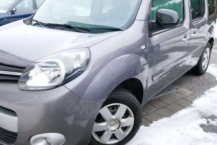 Renault Kangoo 223.000 km 7.950 &euro; Ursensollen-Hohenkemnath 92289