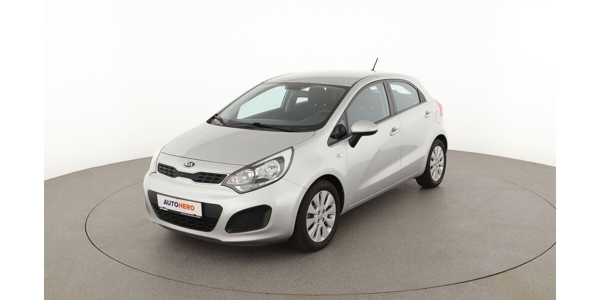 Kia Rio 83.000 km 6.100 &euro; Offenburg 77654
