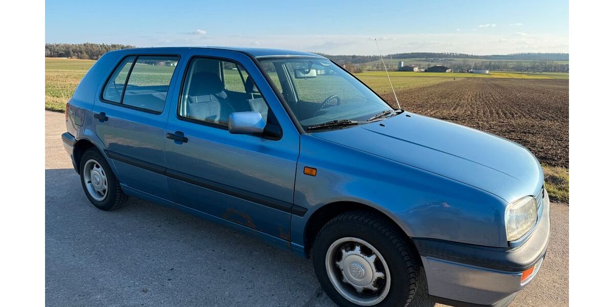 VW Golf 184.000 km 2.200 &euro; Baudenbach 91460