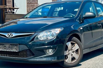 Hyundai i30 238.627 km 1.850 &euro; Gelsenkirchen 45884