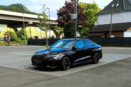 Audi RS3 28.754 km 53.695 &euro; Hilchenbach 57271