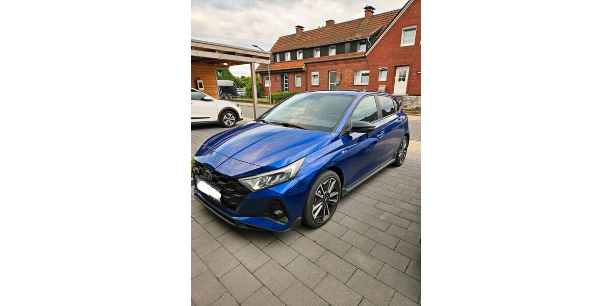 Hyundai i20 92.000 km 14.000 &euro; Weseke 46325