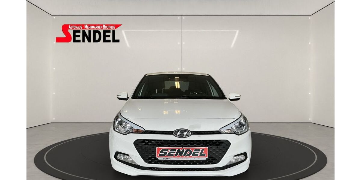Hyundai i20 71.730 km 9.000 &euro; Hof 95030